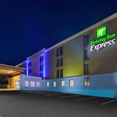 Holiday Inn Express Fairfax-Arlington Boulevard By Ihg Luaran gambar