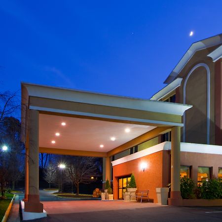 Holiday Inn Express Fairfax-Arlington Boulevard By Ihg Luaran gambar